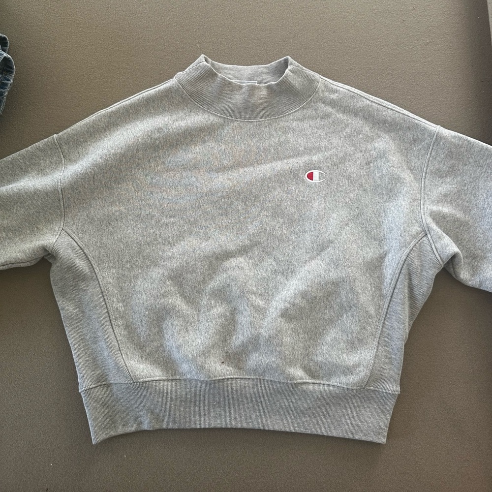 Champion cropped crewneck sweater